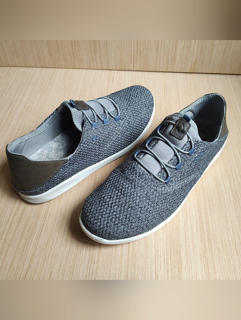 Olukai Alapa Li Slip On Sneakers Knit Charcoal Grey Blue Men's Size 10 Mesh